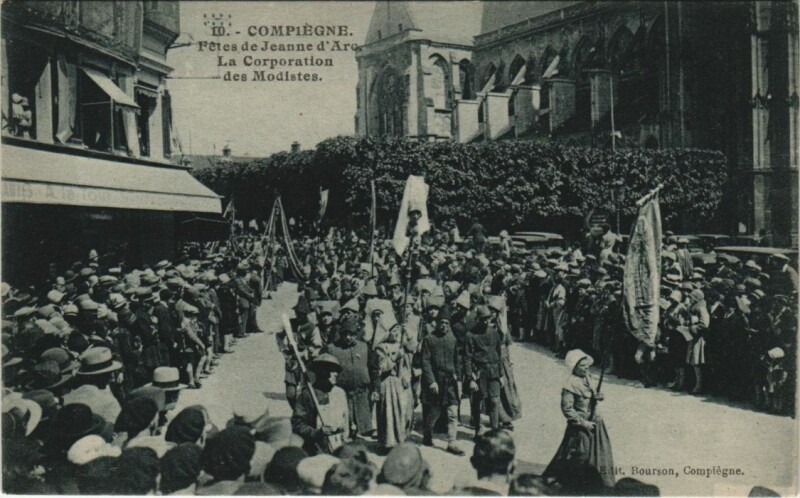 Carte postale ancienne Compiegne Fetes de Jeanne d'Arc