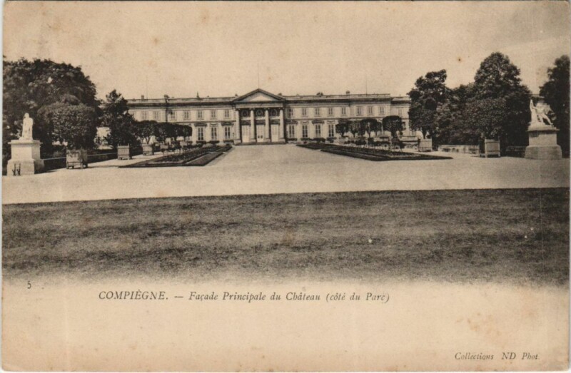 Carte postale ancienne Compiegne Facade Principale du Chateau
