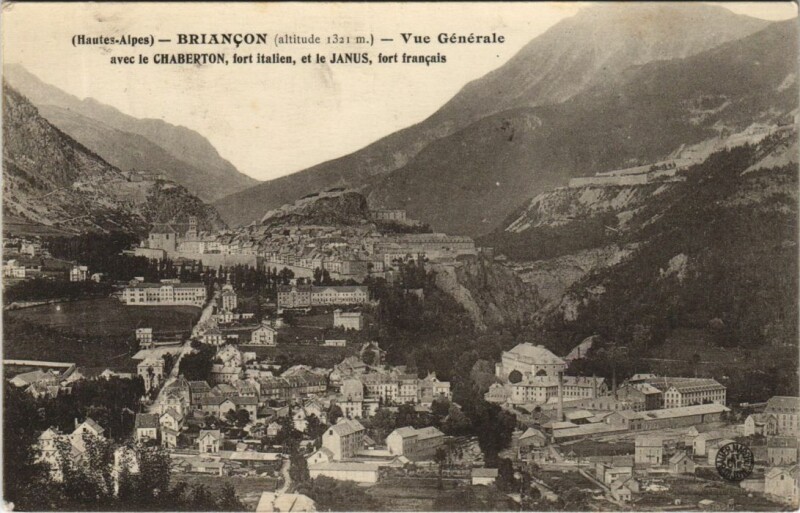 Carte postale ancienne Briancon Vue Generale avec le Chaberton et le Janus