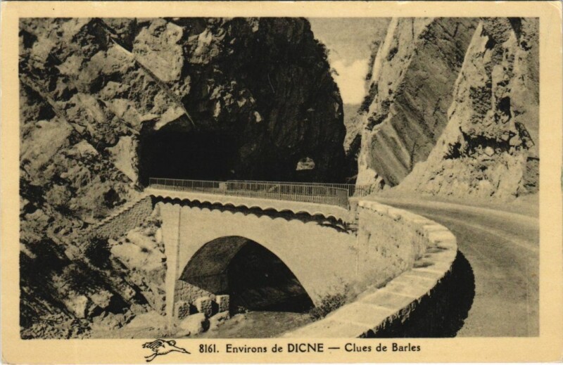 Carte postale ancienne Dicne Environs - Clues de Barles à Barles