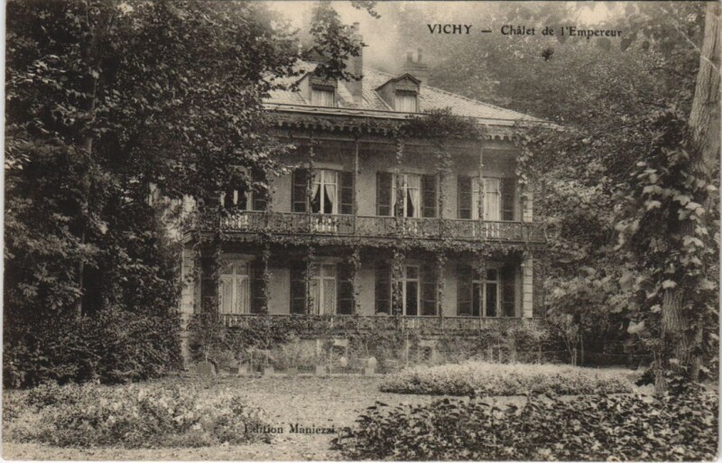 Carte postale ancienne Vichy Chalet de l'Empereur à Vichy