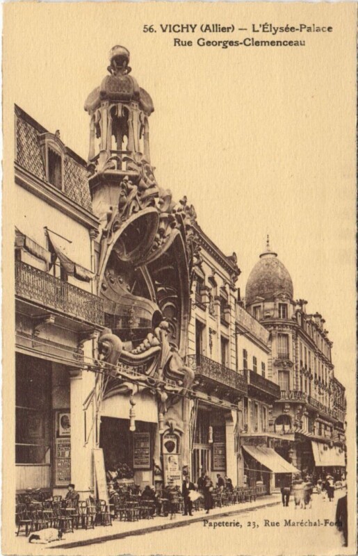 Carte postale ancienne Vichy Elysee Palace, Rue Georges Clemenceau à Vichy