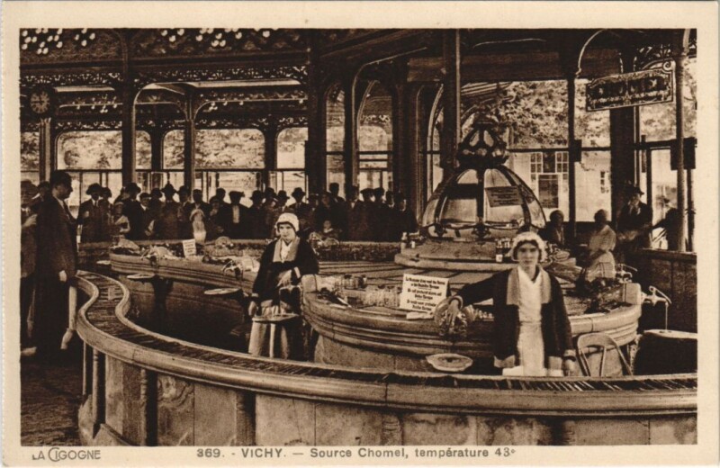 Carte postale ancienne Vichy Source Chomel à Vichy