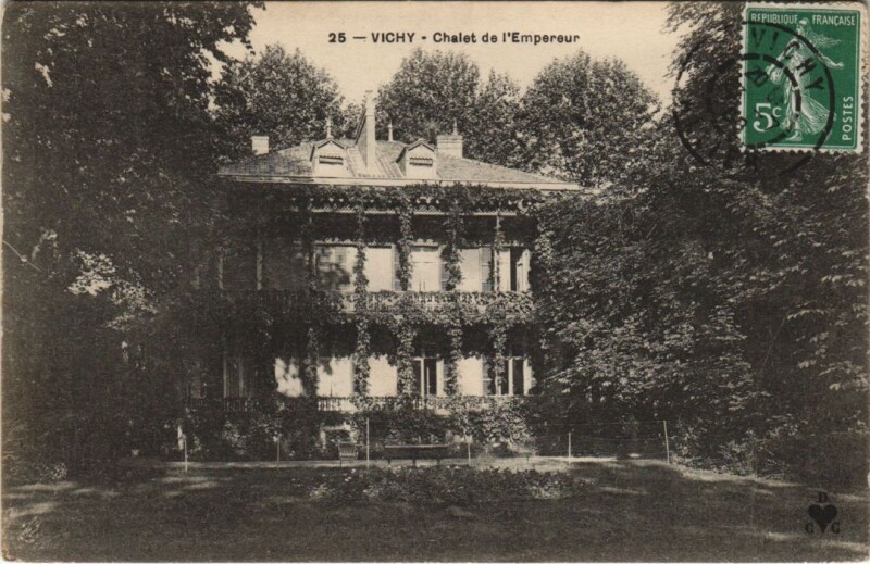 Carte postale ancienne Vichy Chalet de l'Empereur à Vichy