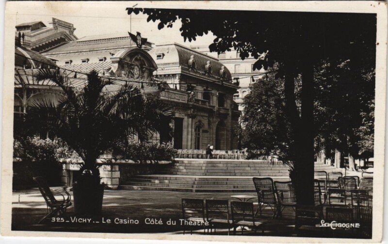 Carte postale ancienne Vichy Le Casino à Vichy