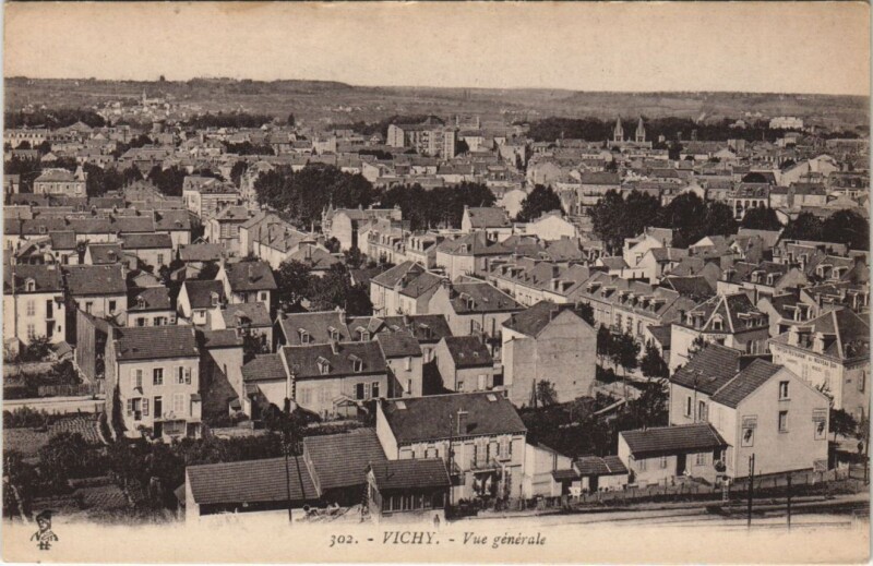 Carte postale ancienne Vichy vue generale à Vichy