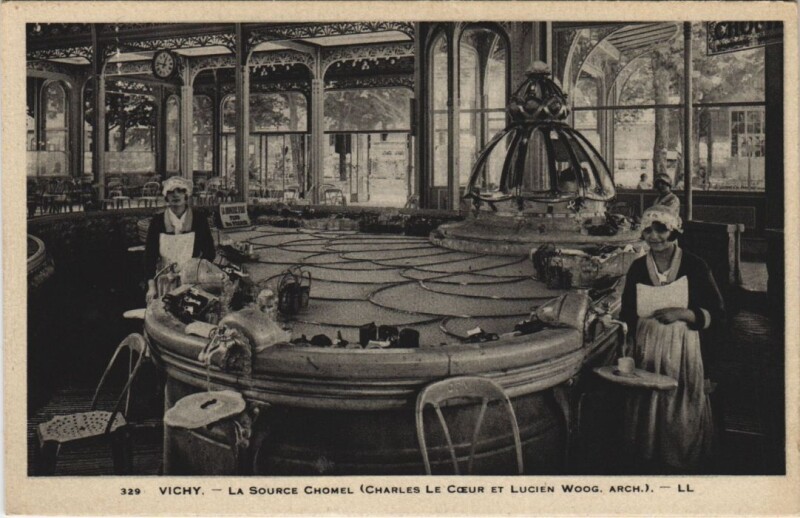 Carte postale ancienne Vichy Source Chomel à Vichy
