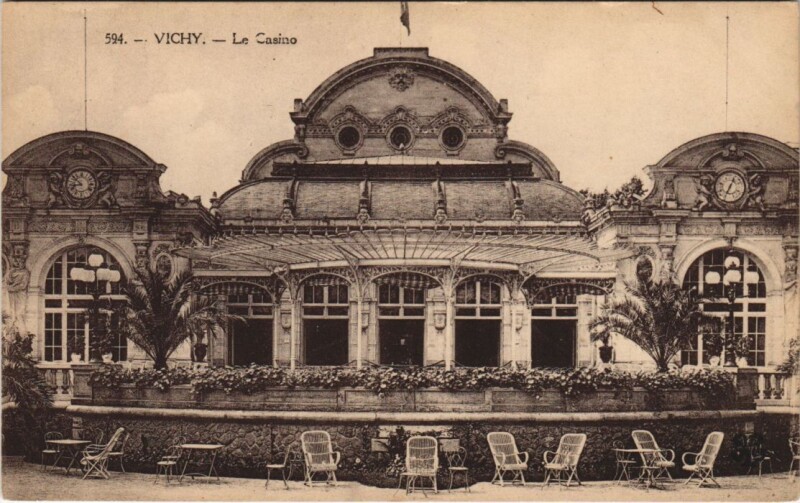 Carte postale ancienne Vichy Le Casino à Vichy