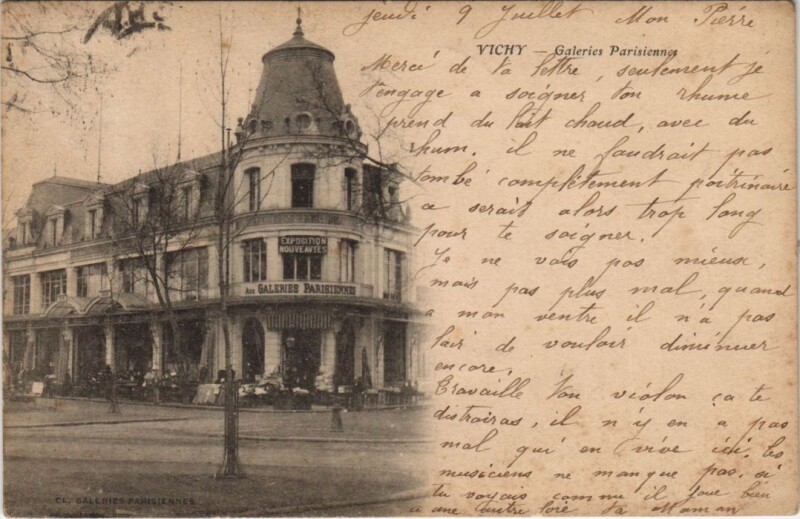 Carte postale ancienne Vichy Galeries Parisiennes à Vichy