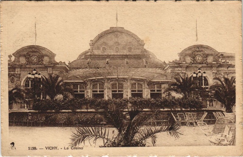 Carte postale ancienne Vichy Le Casino à Vichy