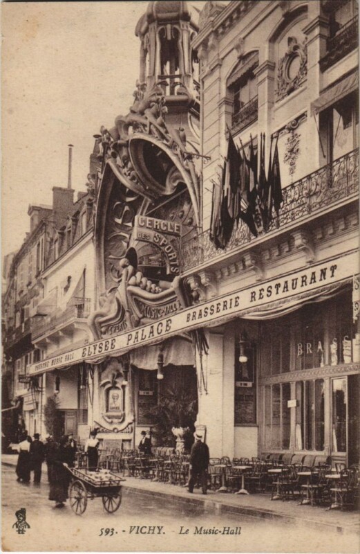 Carte postale ancienne Vichy Le Music-Hall à Vichy