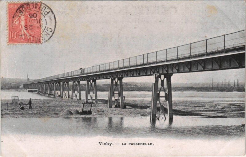 Carte postale ancienne Vichy La Passerelle à Vichy
