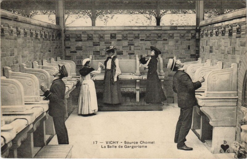 Carte postale ancienne Vichy Source Chomel - La Salle de Gargarisme à Vichy