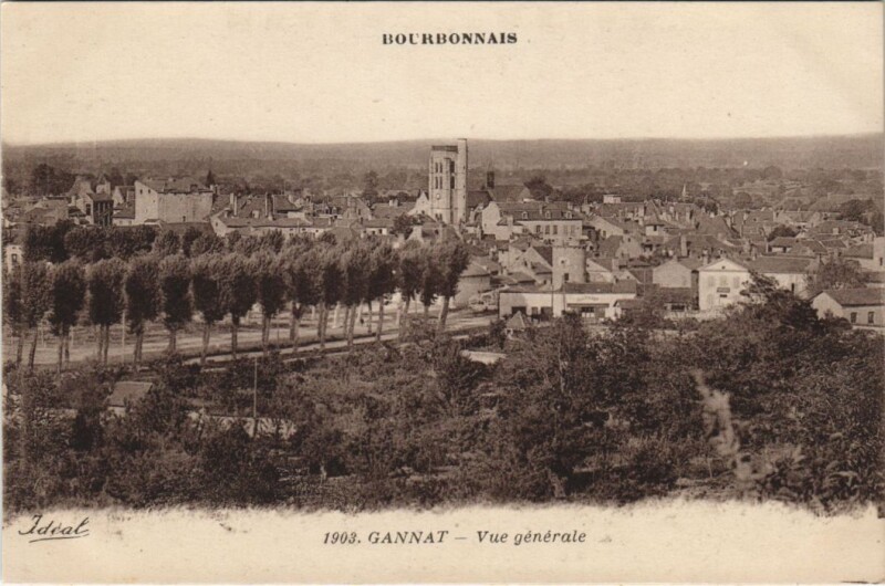 Carte postale ancienne Gannat Vue Generale à Gannat