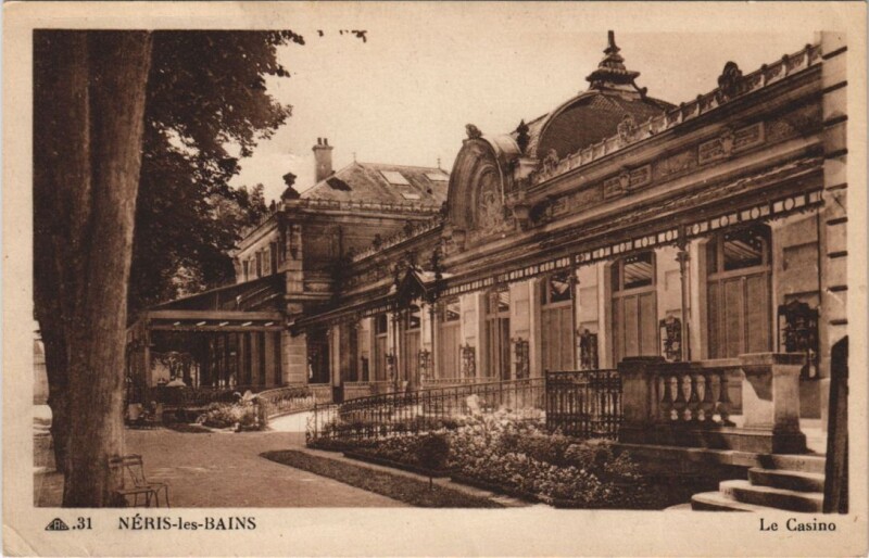 Carte postale ancienne Neris-les-Bains Le Casino