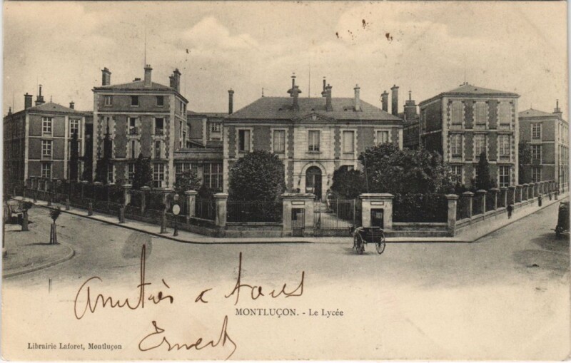 Carte postale ancienne Montlucon Le Lycee