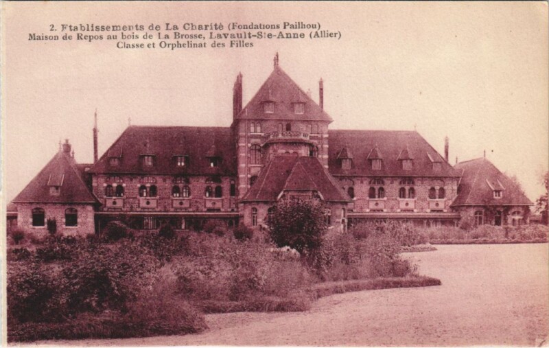Carte postale ancienne Lavault-Sainte-Anne Maison du Repos au Bois de La Brosse à Lavault-Sainte-Anne