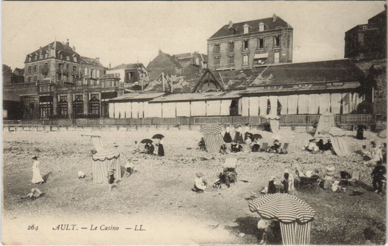 Carte postale ancienne Ault Le Casino