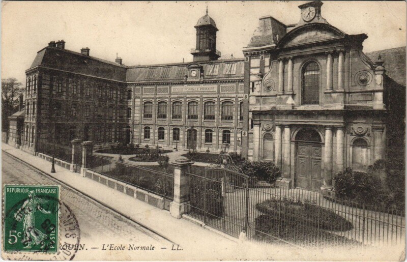 Carte postale ancienne Rouen - L'Ecole normale à Rouen