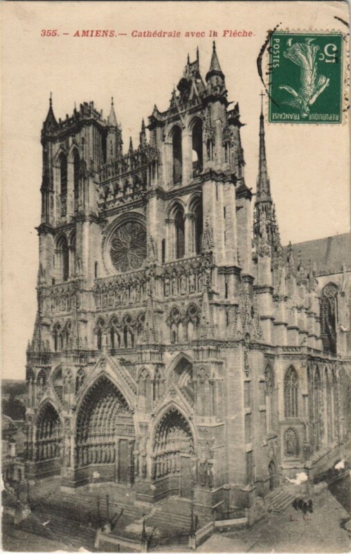 Carte postale ancienne Amiens Cathedrale avec la Fleche à Amiens