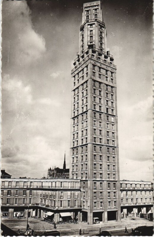 Carte postale ancienne Amiens Tour Perret à Amiens