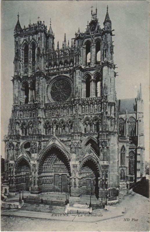 Carte postale ancienne Amiens Cathedrale à Amiens