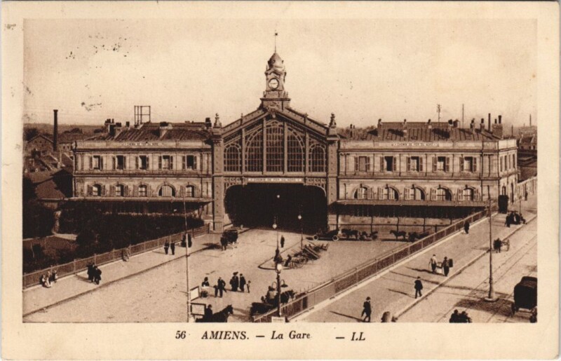 Carte postale ancienne Amiens La Gare à Amiens