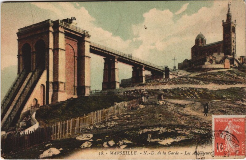 Carte postale ancienne Marseille - De la garde à Marseille