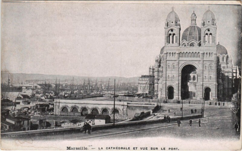 Carte postale ancienne Marseille - La cathedrale à Marseille