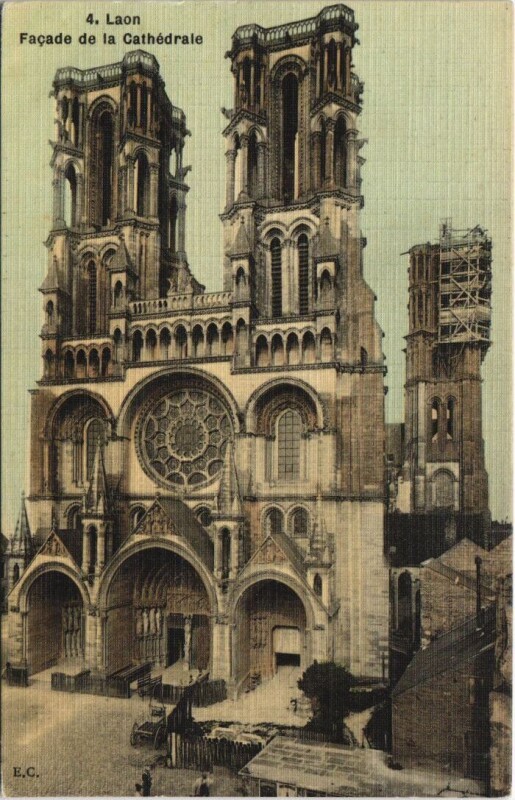 Carte postale ancienne Laon Facade de la cathedrale