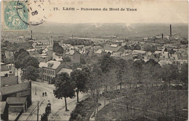 Carte postale ancienne Laon Panorama du mont de vaux