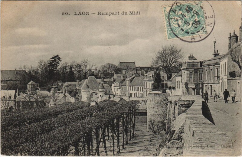 Carte postale ancienne Laon Remparts du midi