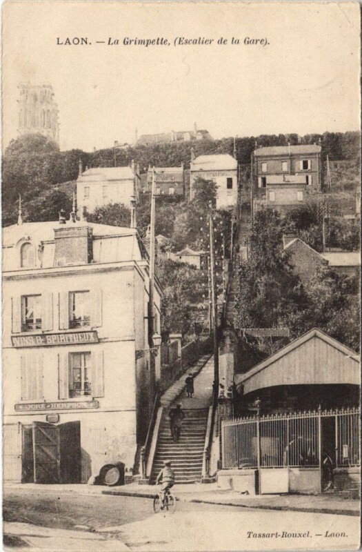 Carte postale ancienne Laon lA Grimpette