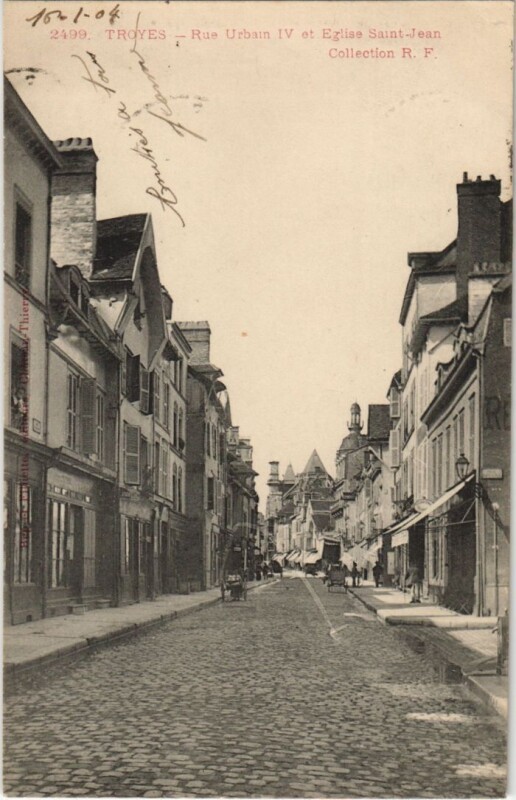 Carte postale ancienne Troyes Rue Urbain Iv Eglise Saint-Jean à Troyes