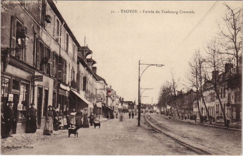Carte postale ancienne Troyes Fg Croncels à Troyes