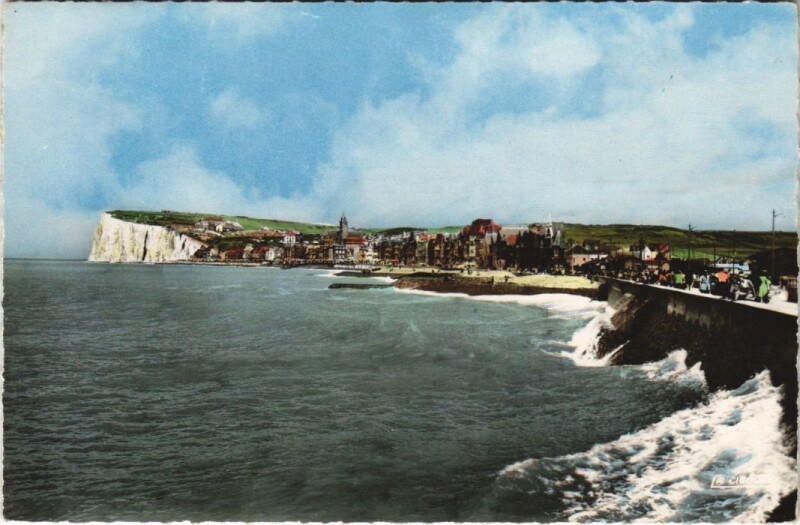 Carte postale ancienne Mers-Les-Bains La Plage la Digue à Mers-les-Bains
