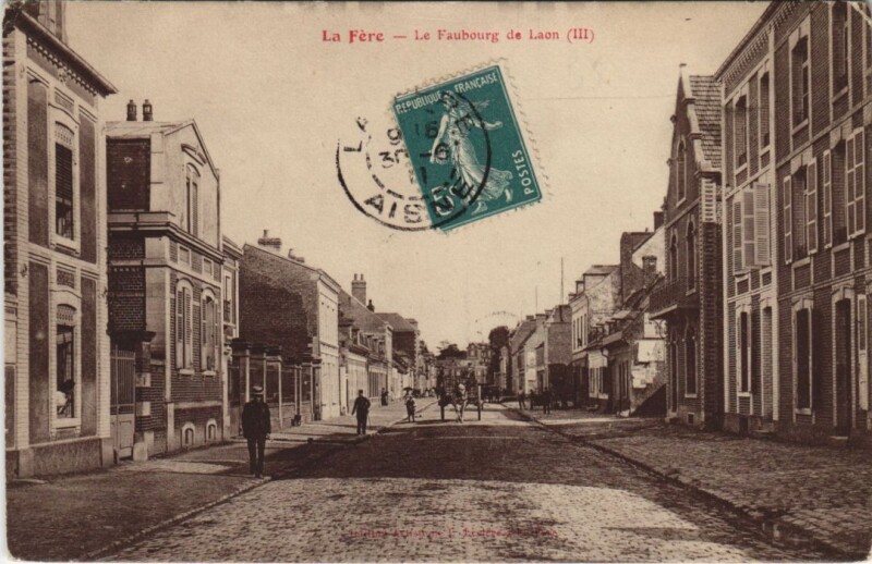 Carte postale ancienne La Fere La Faubourg de laon