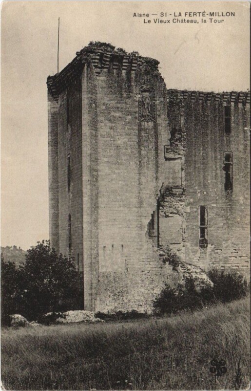 Carte postale ancienne La Ferte-Milon Le vieux chateau