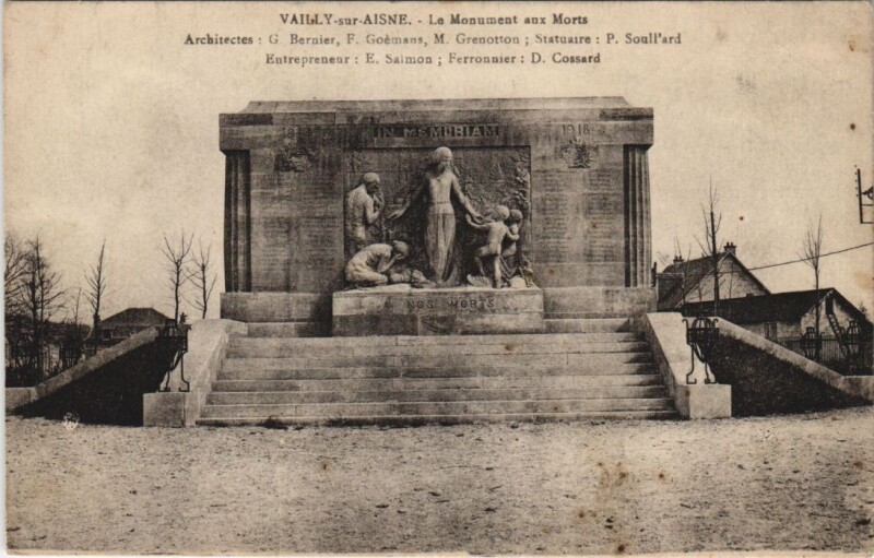 Carte postale ancienne Vailly-sur-Aisne Le Monument aux morts à Vailly-sur-Aisne
