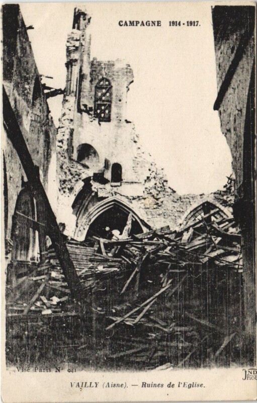 Carte postale ancienne Vailly Ruines de l' Eglise