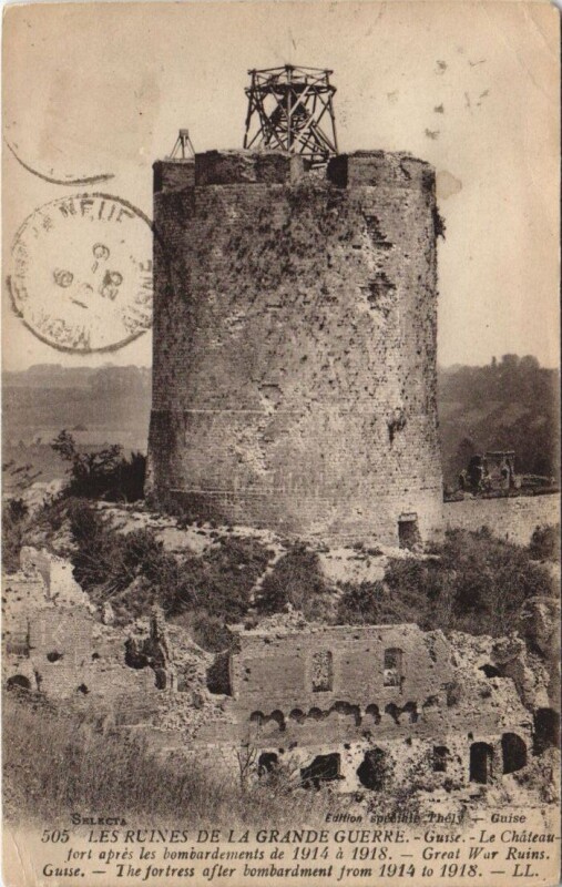 Carte postale ancienne Guise Les ruines de la grande guerre à Guise