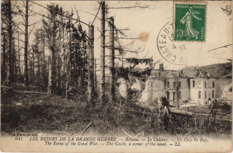 Carte postale ancienne Belleau Le chateau à Belleau