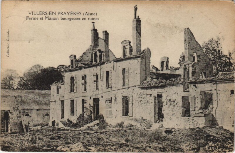 Carte postale ancienne Villers En Prayeres Ferme et maison