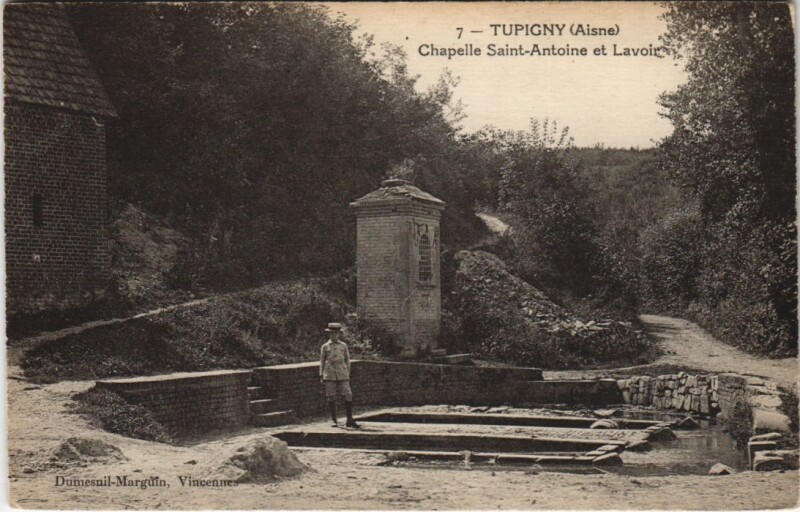 Carte postale ancienne Ttupigny Chapelle Saint-antoine à Tupigny
