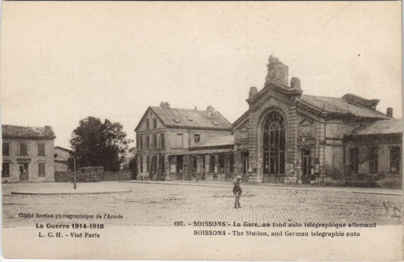 Carte postale ancienne Soissons La gare à Soissons