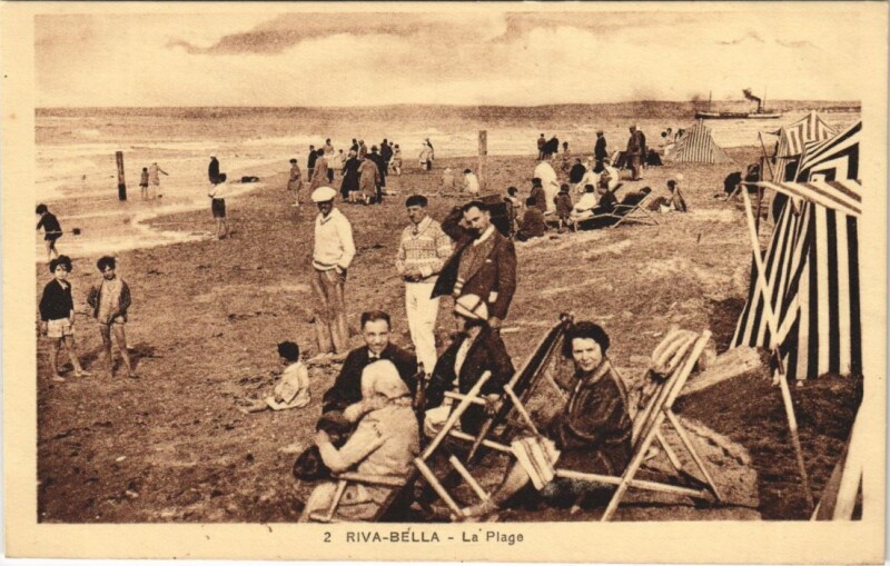 Carte postale ancienne Riva-Bella La Plage