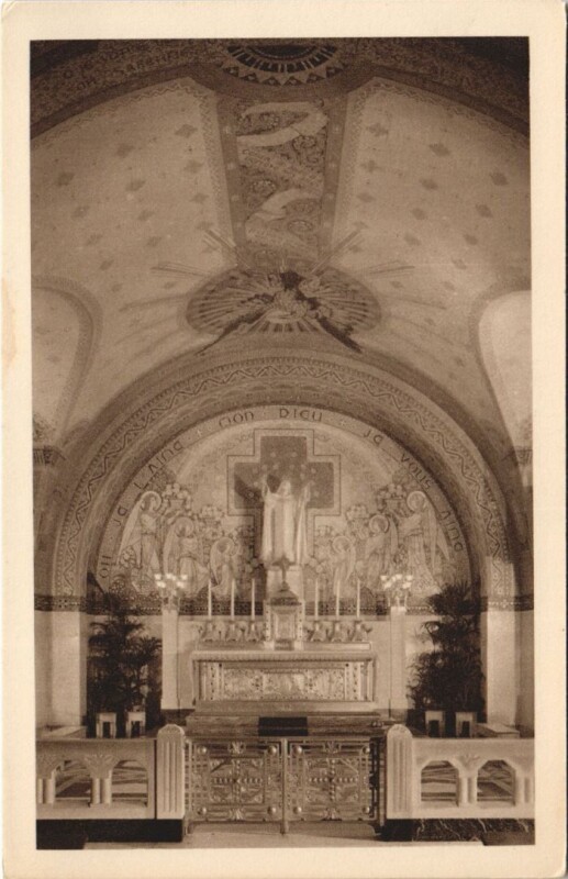 Carte postale ancienne Lisieux La Basilique - La Crypte à Lisieux