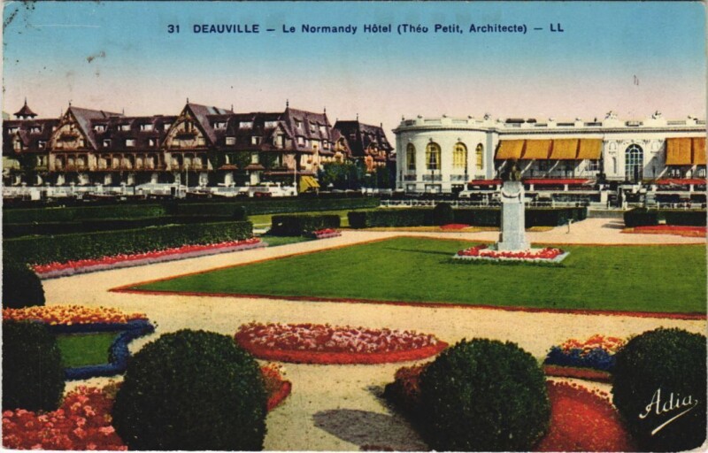 Carte postale ancienne Deauville Le Normandy Hotel à Deauville