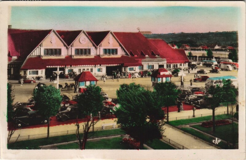 Carte postale ancienne Trouville Deauville - La Gare à Deauville