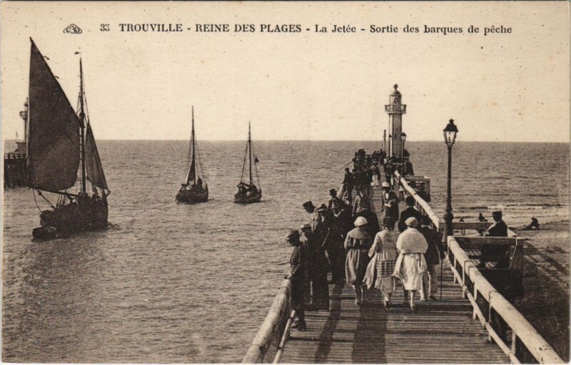 Carte postale ancienne Trouville La Jetee